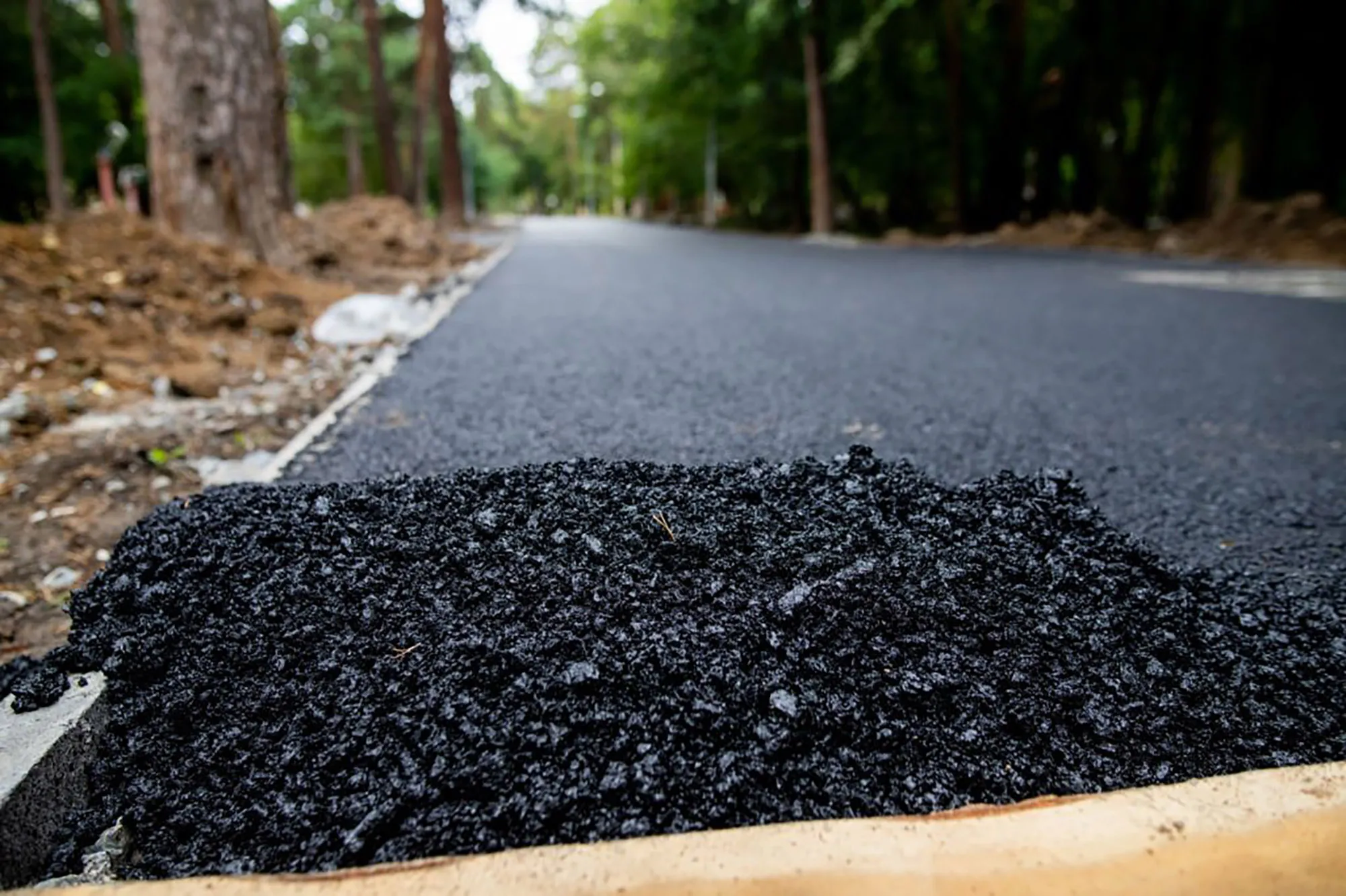 Укладка асфальтовой крошки в Перми — Дешевое и надежное покрытие